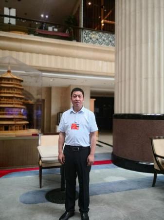 全國人大代表、航空工業(yè)陜飛部件廠飛機(jī)鉚接裝配鉗工